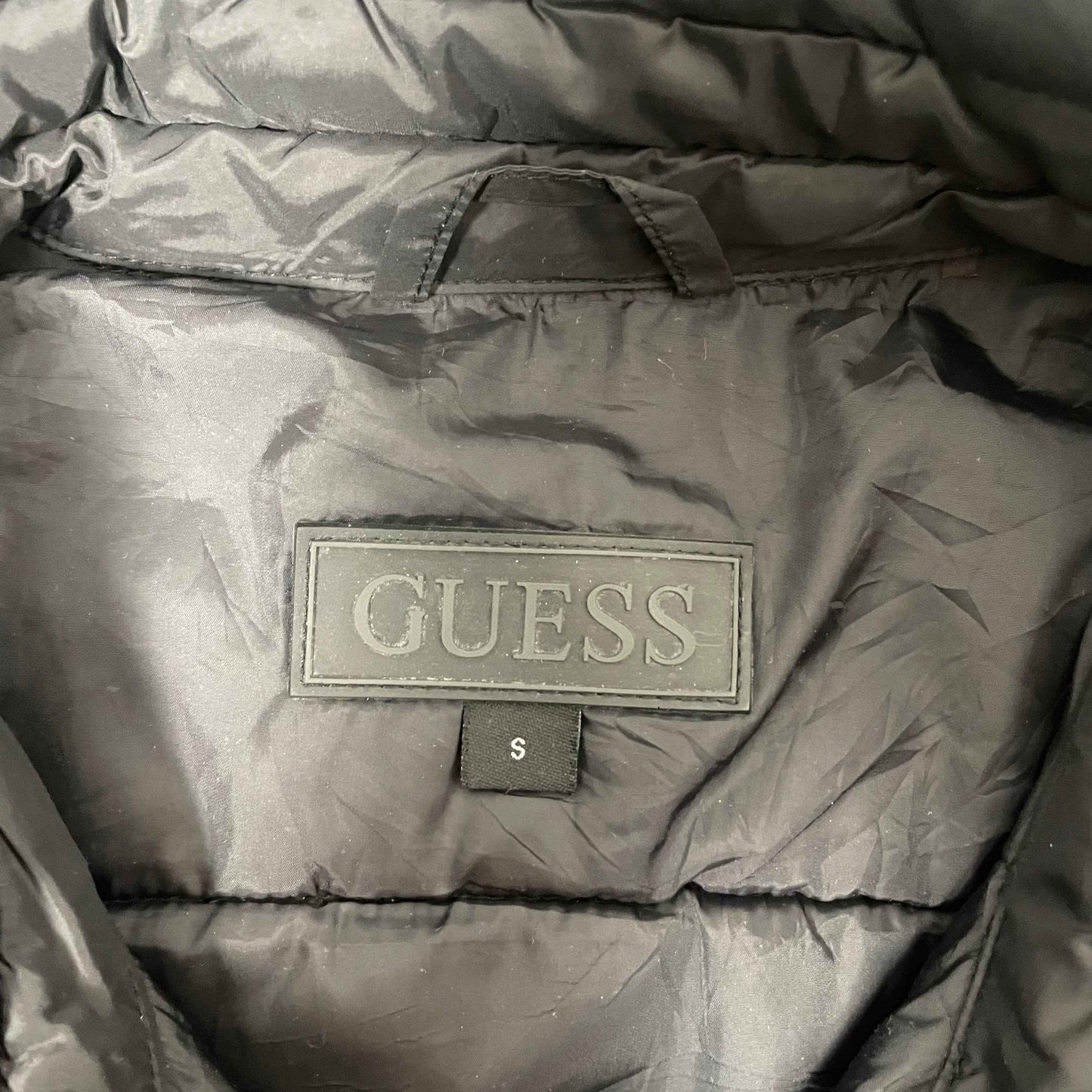 Guess Jakna