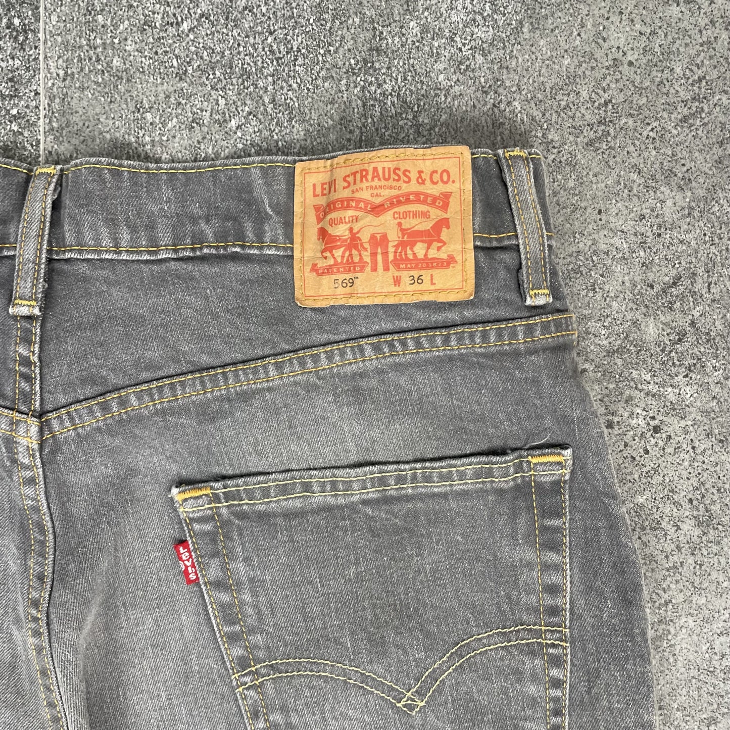 Levis Jorts 569 I L