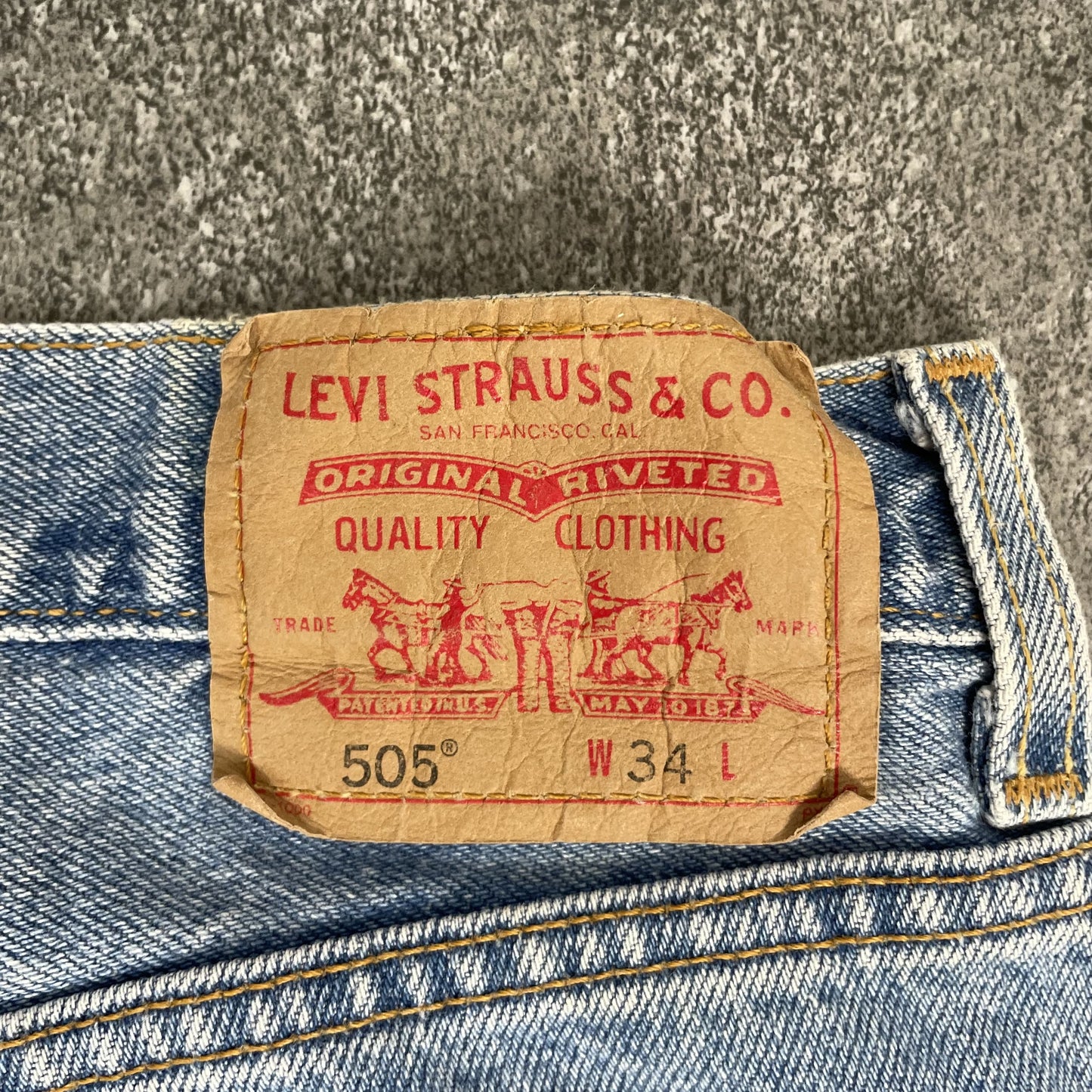 Levis Jorts 505 I L