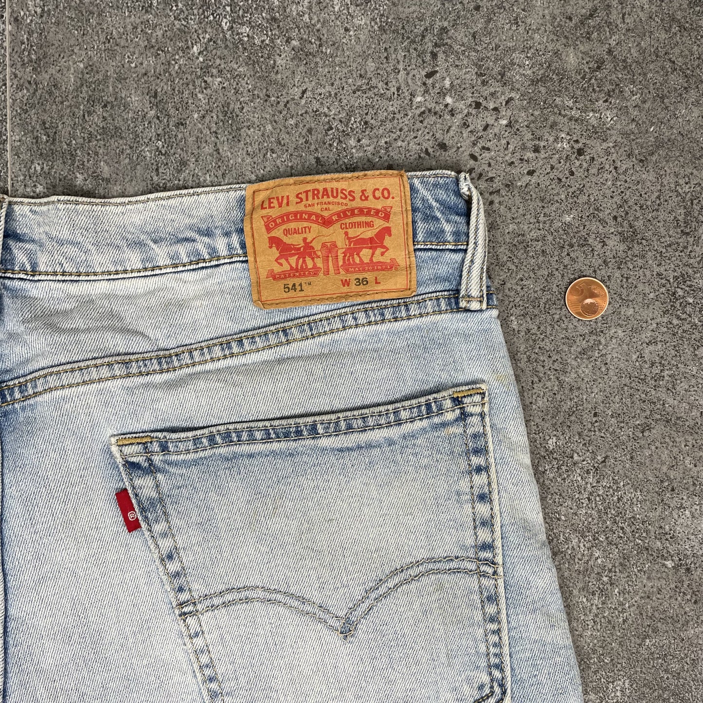 Levis Jorts 541 I L