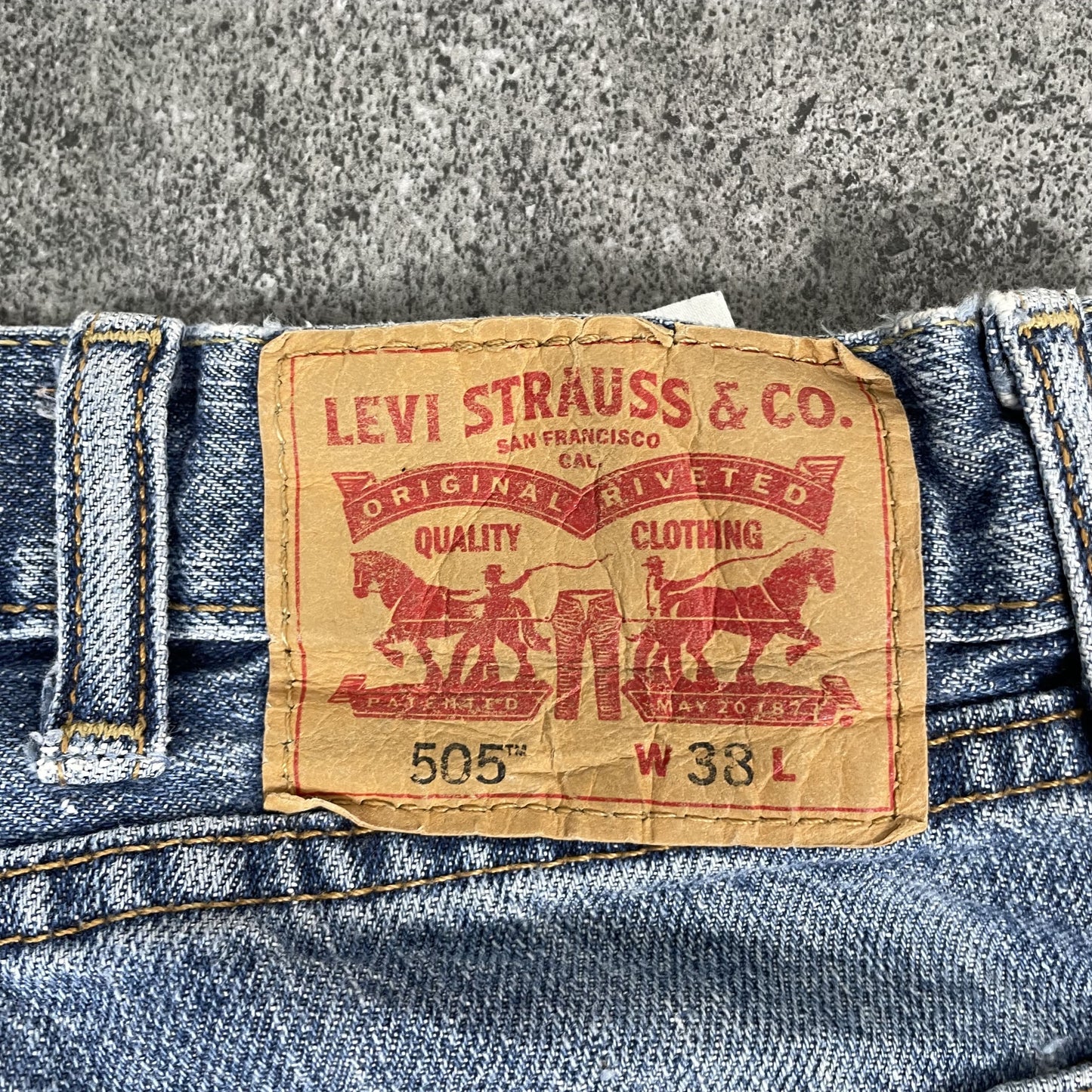 Levis Jorts 505 I L
