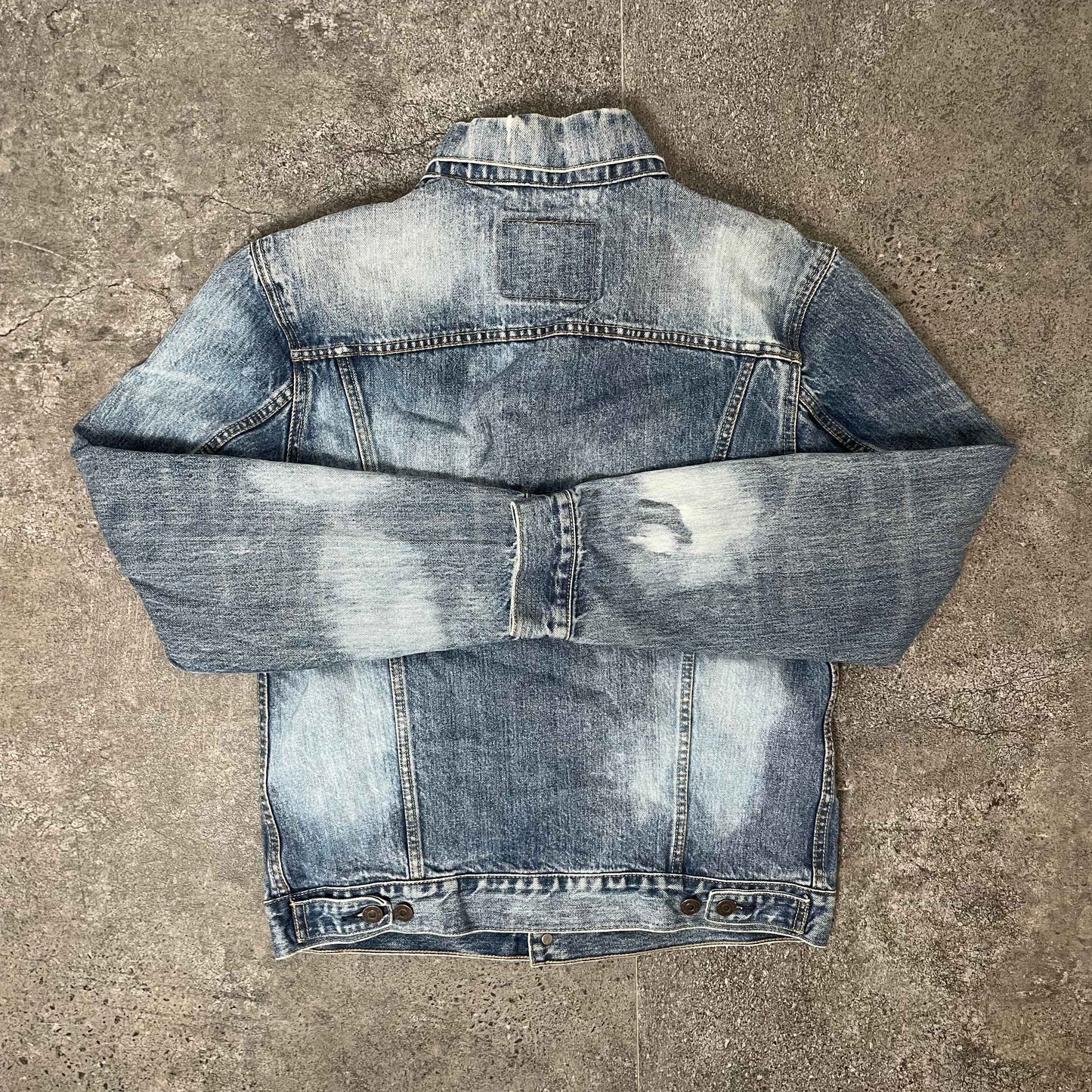 Levis Jakna I M